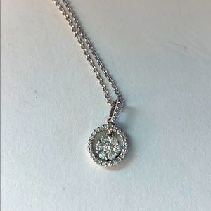 Pendant necklace